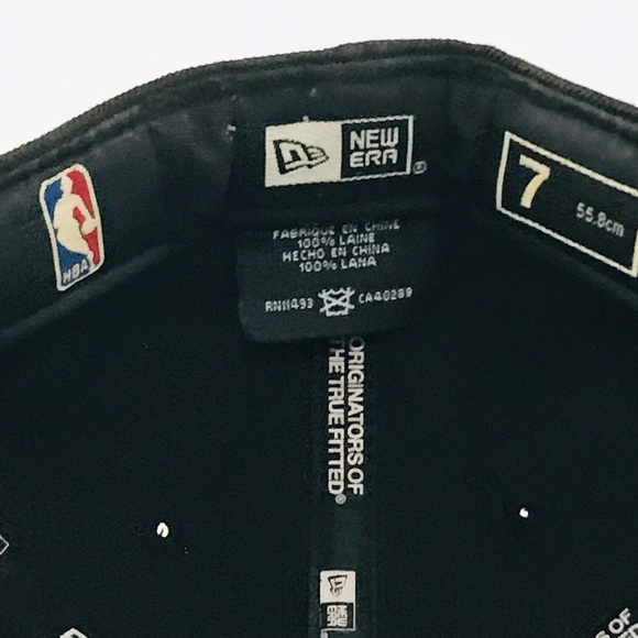 New Era's NBA Miami Heat Fitted Size 7 Black and Maroon Basketball Wool Cap - Picture 11 of 16